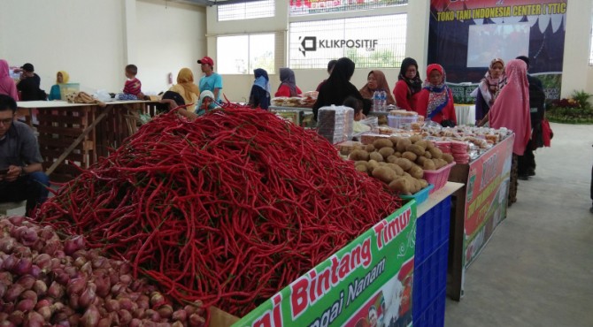 Bahan pokok yang dijual di TTIC