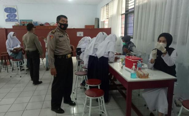 Pelajar di Kecamatan Rambatan mengikuti Gebyar Vaksinasi Badunsanak