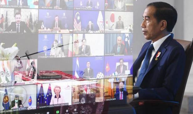 Presiden Joko Widodo menghadiri Konferensi Tinggi Tinggi (KTT) Asia-Europe Meeting (ASEM) ke-13 secara virtual dari Istana Kepresidenan Bogor, pada Jumat, 26 November 2021