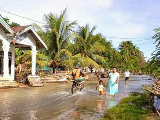 Pasca banjir di Rahul Tapan Pessel