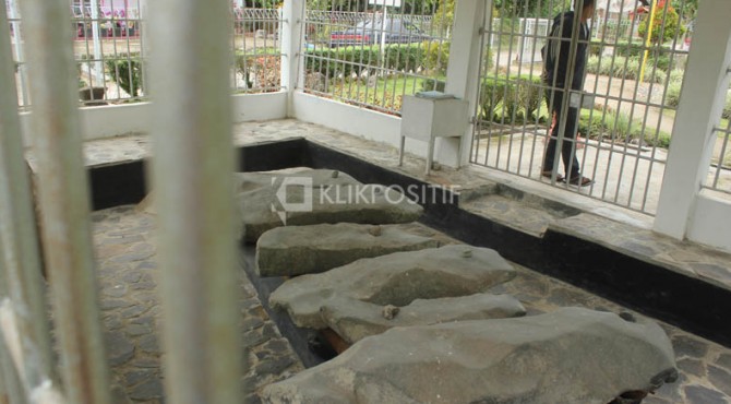 Batu Talempong di Jorong Talang Anau Nagari Talang Anau Kecamatan Gunuang Omeh Kabupaten Limapuluh Kota-Sumbar.