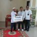 Lembaga Amil Zakat Infak dan Sedekah (LAZIS) PLN Wilayah Sumbar menyerahkan bantuan 10 unit komputer dan uang tunai sejumlah Rp80 juta pada Islamic Center (IC) di Kabupaten Mentawai, Kamis, 28 Juli 2016.