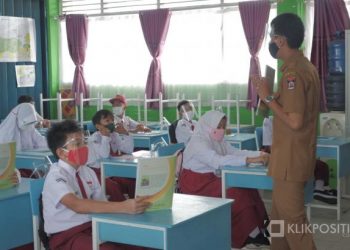 SDN 05 Padang melakukan sekolah tatap muka