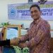 Ketua STIKes Fort de Kock Bukittinggi terima sertifikat ISO 9001:2015 dari VRC di Kampus STIKes Fort de Kock Bukittinggi, Senin (08/08/2016).