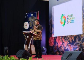 Ketua Umum Asosiasi Pemerintah Kabupaten Seluruh Indonesia, Sutan Riska Tuanku Kerajaan