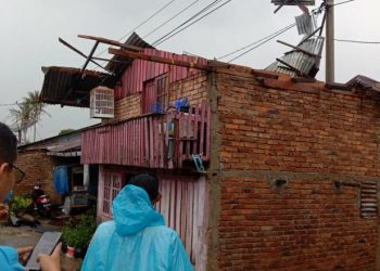 Kondisi rumah warga di Jorong Jambu Aia dihantam puting beliung