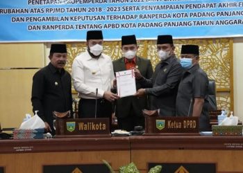 DPRD Padang Panjang Sahkan APBD 2022, Penyertaan Modal dan Propomperda