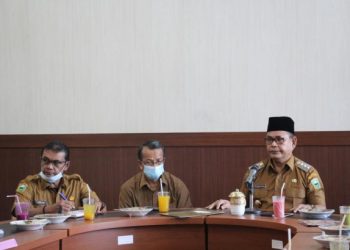 Bupati Solok, Epyardi Asda Instruksikan semua pihak serius tangani Covid-19