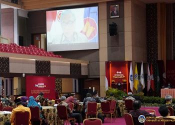 Dirjen Dikti Buka Seminar Pra-Munas ISPI ke VIII Universitas Negeri Padang