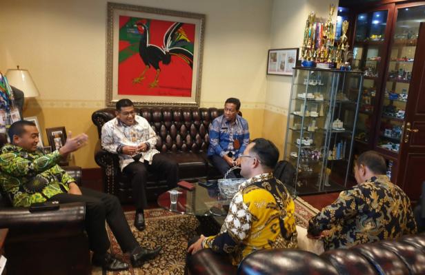 Wagub Sumbar Audy Joinaldy saat menemui Dirjen Yankes