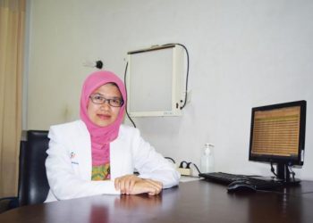 Dokter Spesialis Rehabilitasi Medik Semen Padang Hospital (SPH), dr. Adek, Sp. KFR