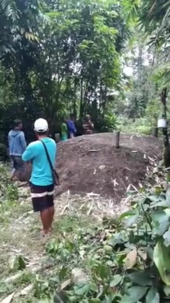 Warga lihat kuburan misterius