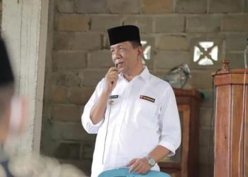 Bupati Pessel, Rusma Yul Anwar saat menghadiri undangan syukuran masyarakat di Sungai Tawa Nagari Amping Parak Timur