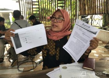 Penasehat hukum Xaveriandi Sutanto Perlihatkan bukti