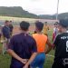 Pelatih Batang Anai FC, Aminuddin memberikan pengarahan kepada timnya usai menjalani latihan resmi di GOR Singa Harau, Sabtu (6/11) sore.