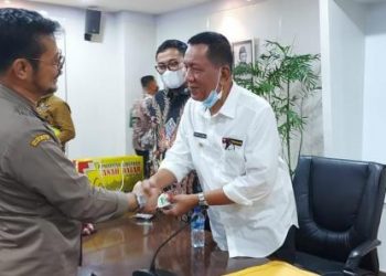 Bupati Pessel, Rusma Yul Anwar saat berjumpa Menteri Pertanian Syahrul Yasin Limpo, Selasa 25 Mei 2021 di Jakarta