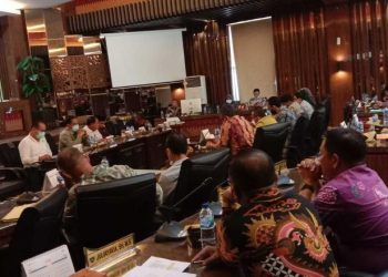 Hearing Komisi III DPRD Pessel dengan OPD Pemkab Pessel