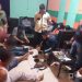 Suasana saat penangkapan pelaku di ruang karaoke di Batang Lingkin oleh petugas