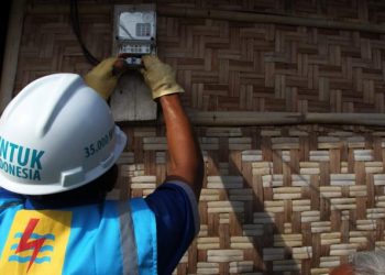 PLN Berhasil Nyalakan Listrik di 1.512 Desa, Rasio Elektrifikasi Bengkulu Capai 99,93 Persen