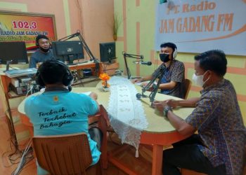 PLN Unit Induk Wilayah (UIW) Sumbar rutin menggelar talkshow dan sosialisasi baik di media cetak, elektronik, maupun online serta media sosial