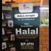 Sertifikasi halal yang dipajang UMK