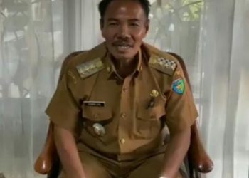 Camat Lengayang, Jamalus yang ditunjuk rasa warga Lengayang