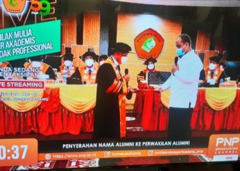 Tangkapan layar zoom wisuda PNP ke-59 yang digelar secara virtual.