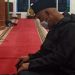 Gubernur Sumbar Mahyeldi Ansharullah saat Itikaf di Masjid Raya Jihad Ambacang Anggang Lubuk Sikaping, Kabupaten Pasaman, Minggu malam (25/4/2021).