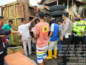 Kecelakaan maut di Km 18, Nagari Koto Gadang Guguak, Kabupaten Solok