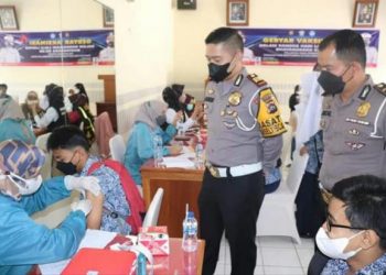 Gebyar vaksinasi yang digelar Satlantas Polres Tanah Datar