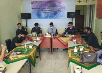 Sosialisasi pelayanan data dan informasi publik Bawaslu Kabupaten Solok