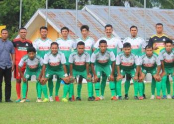 Tim PSS FC bersama Managemen Club