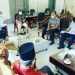 Wakil Bupati Solsel Yulian Efi didampingi OPD terkait saat menerima Kunjungan Tim Satker BWS V