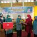 Serahterima cinderamata Kota Solok dengan PKK Kota Pekanbaru.(Prokomp)