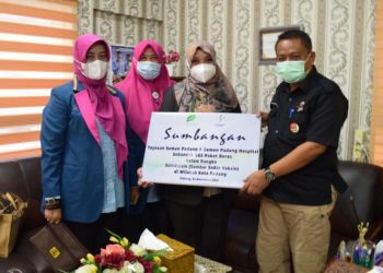 Yayasan Semen Padang Kembali Salurkan Bantuan Melalui Kegiatan Sumdarsin