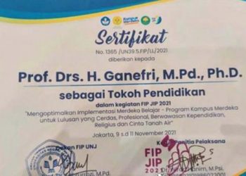 FIPJIP 2021 Nobatkan Rektor UNP Sebagai Tokoh Pendidikan