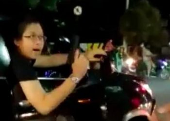 Koboi Fortuner B 1673 SJV todong pistol di kawasan Duren Sawit, Jakarta Timur terekam kamera warga