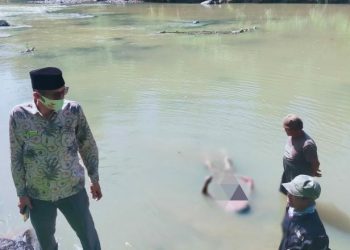 Mayat mengambang di aliran Batang Lembang, Kabupaten Solok