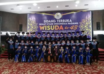 STMIK Indonesia Padang Kembali Wisuda 139 Mahasiswa