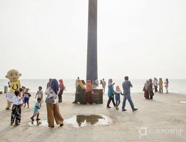 ilustrasi: Pantai Padang