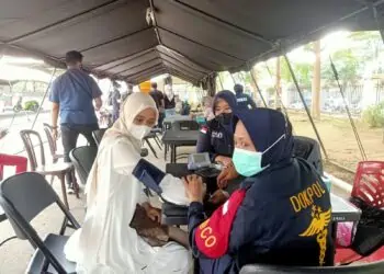 Kepala  Unit Humas & Kesekretariatan PT Semen Padang Nur Anita Rahmawati  ikut vaksinasi booster di Mapolda Sumbar, sebagai bentuk dukungan terhadap kegiatan yang dilaksanakan Polda Sumbar bagi insan jurnalis, Kamis (3/2/2022),