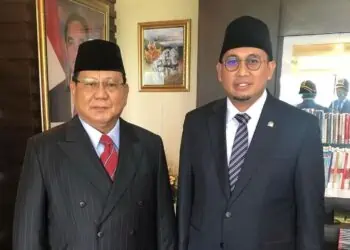 Prabowo Subianto bersama Andre Rosiade