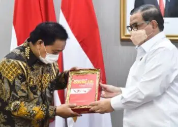 Sekretariat Kabinet (Setkab) meluncurkan Buku Indonesia dan Pandemi COVID-19