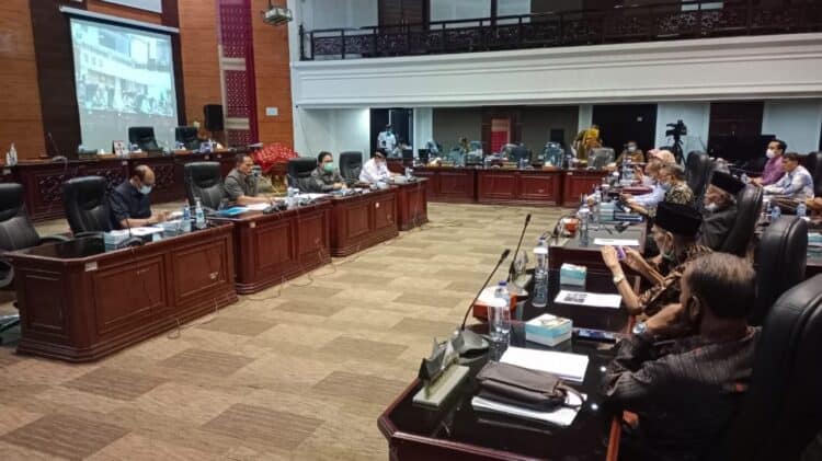 DPRD Sumbar Rapat Dengar Pendapat Bersama BP2DIM