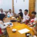 Rapat koordinasi pengurus ESI Kota Solok dengan sejumlah pengusaha rental PS.(Klikpositif)