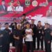 Kontingen Kabupaten Solok saat penyerahan medali dalam ajang Pospeda Sumbar 2022.(Ist)