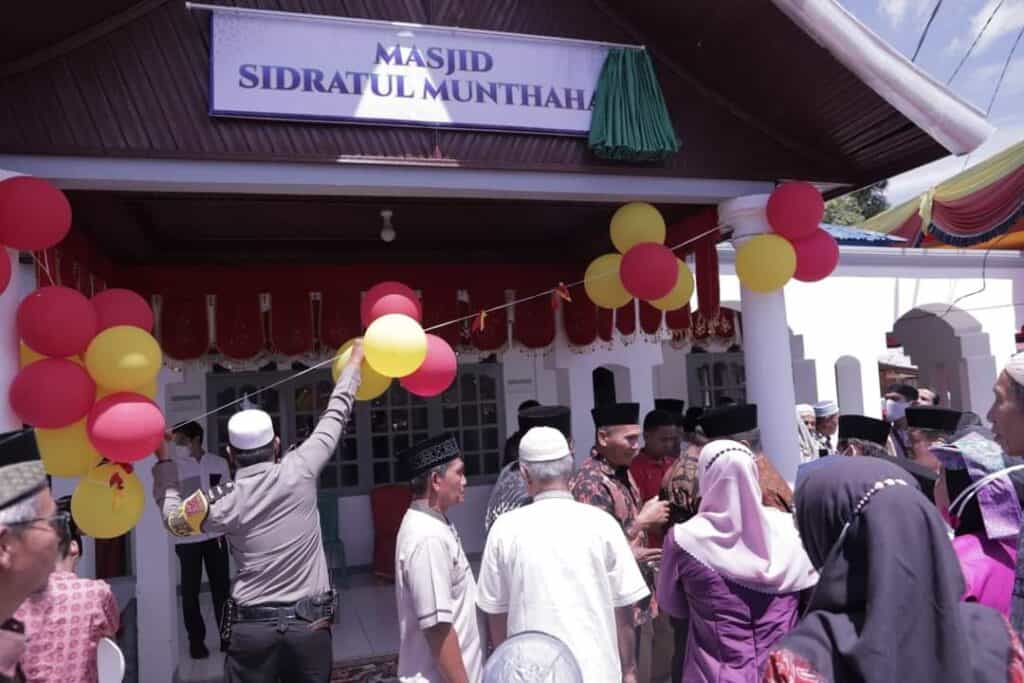 Musala Sidratul Muntaha di kawasan Gurun Mutiara, Kelurahan Nan Balimo, Kota Solok resmi beralih status menjadi masjid. Peralihan status itu semakin memeriahkan suasana jelang bulan puasa 1443 Hijriah.