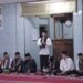 wakil Wali Kota Solok, Ramadhani Kirana Putra membuka panggung pidato adat di Masjid Nurul Yaqin, Kelurahan Kampung Jawa.(Prokomp)