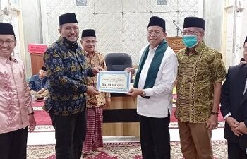 Rektor UNP Pimpin Tim Safari Ramadhan Provinsi di Kota Pariaman