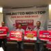 Jefrie, Regional Manager Brand Activision, A Fakhrurrozi, Area Sales Manager Sumbar Smartfren dan Ayub Haryono Spv Brand Activision (dari kiri ke kanan)